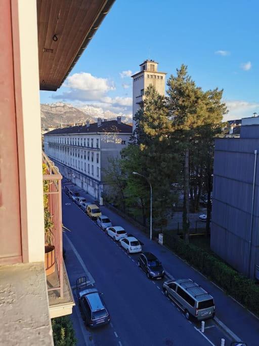 The Duplex Annecy Tgv; Vielle Ville Esterno foto